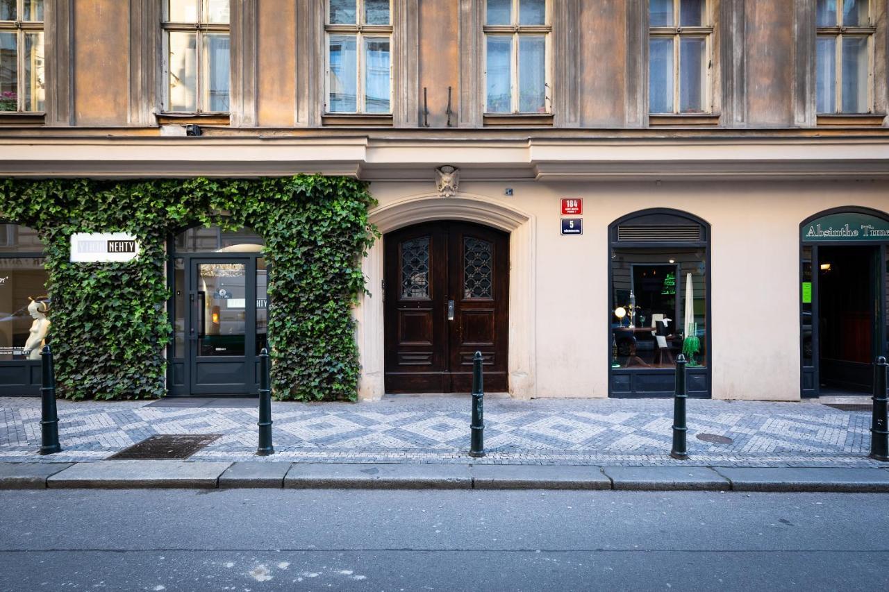 Boheme Apartments Charle'S Square Прага Екстериор снимка