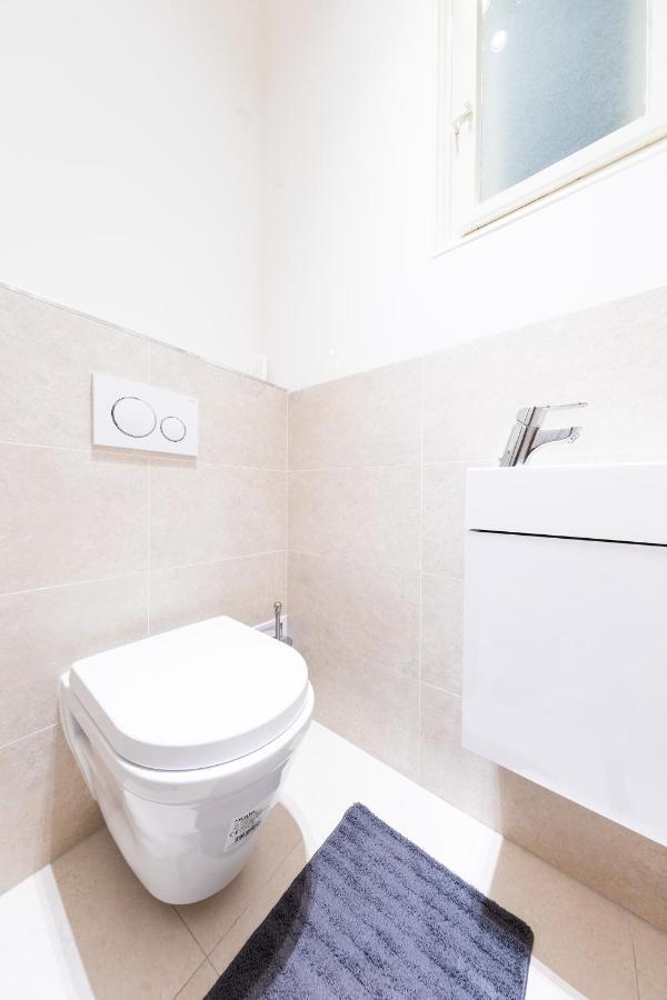 Boheme Apartments Charle'S Square Прага Екстериор снимка